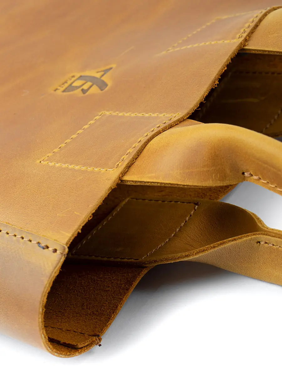 Сумка-тоут кожаная