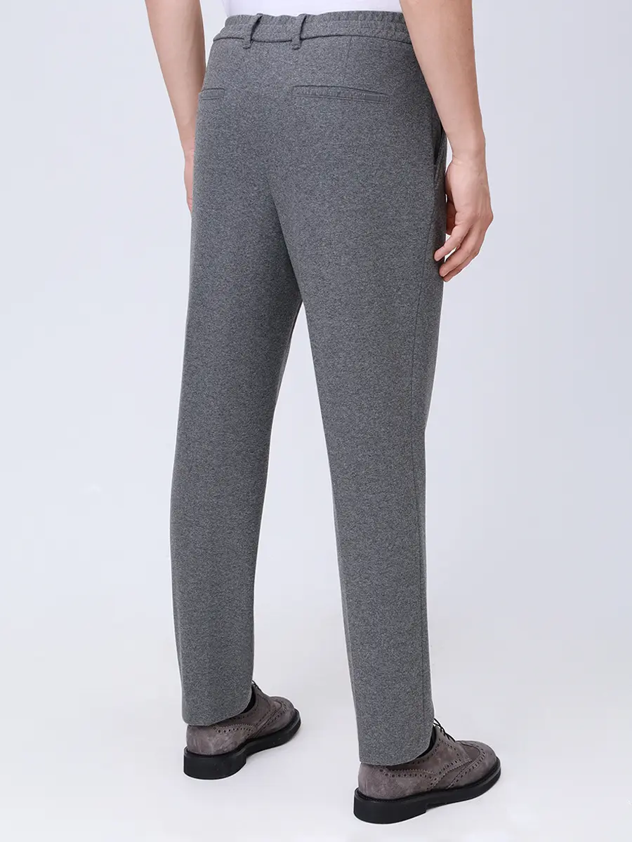 Костюм однотонный