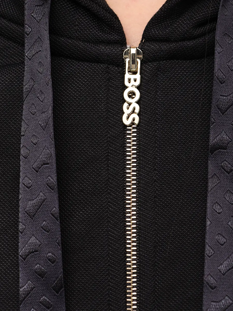 Костюм однотонный