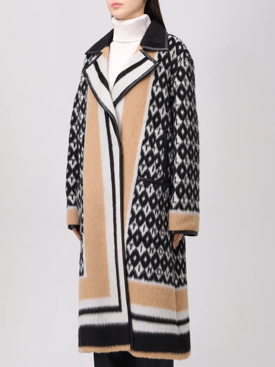 Пальто шерстяное