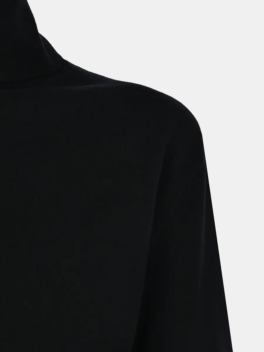 Пуловер шерстяной