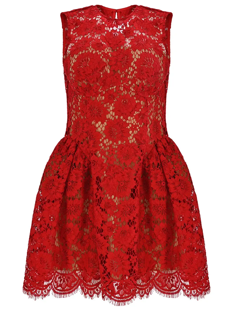 Платье из кружева