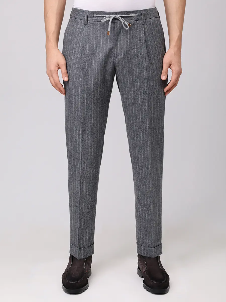 Костюм шерстяной