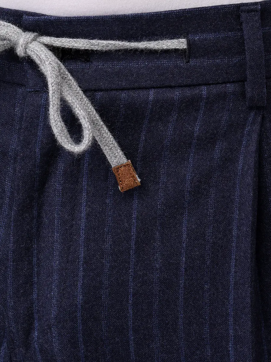 Костюм шерстяной