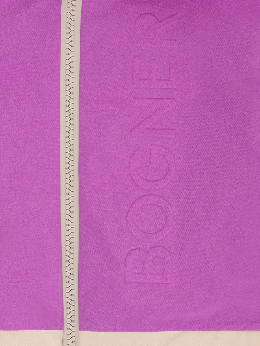 Костюм горнолыжный