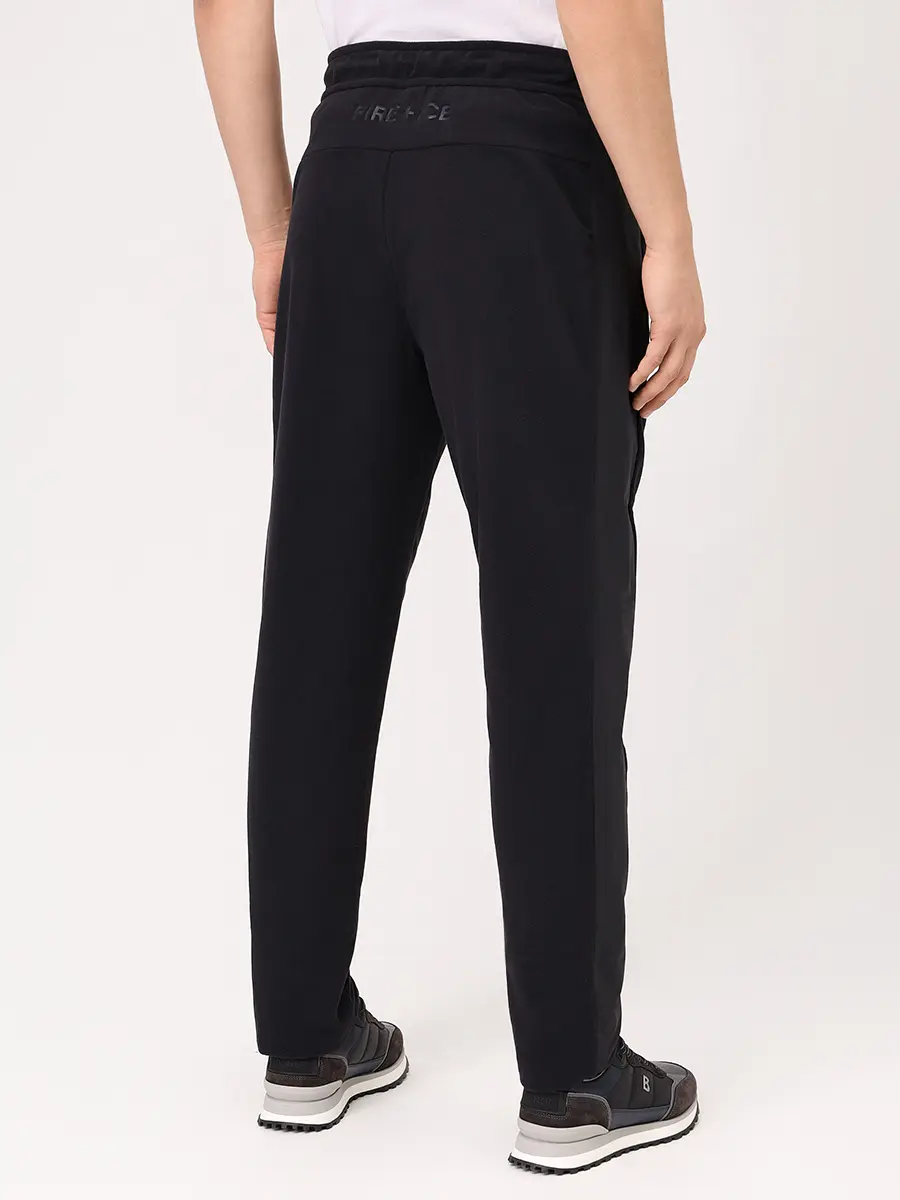 Костюм однотонный