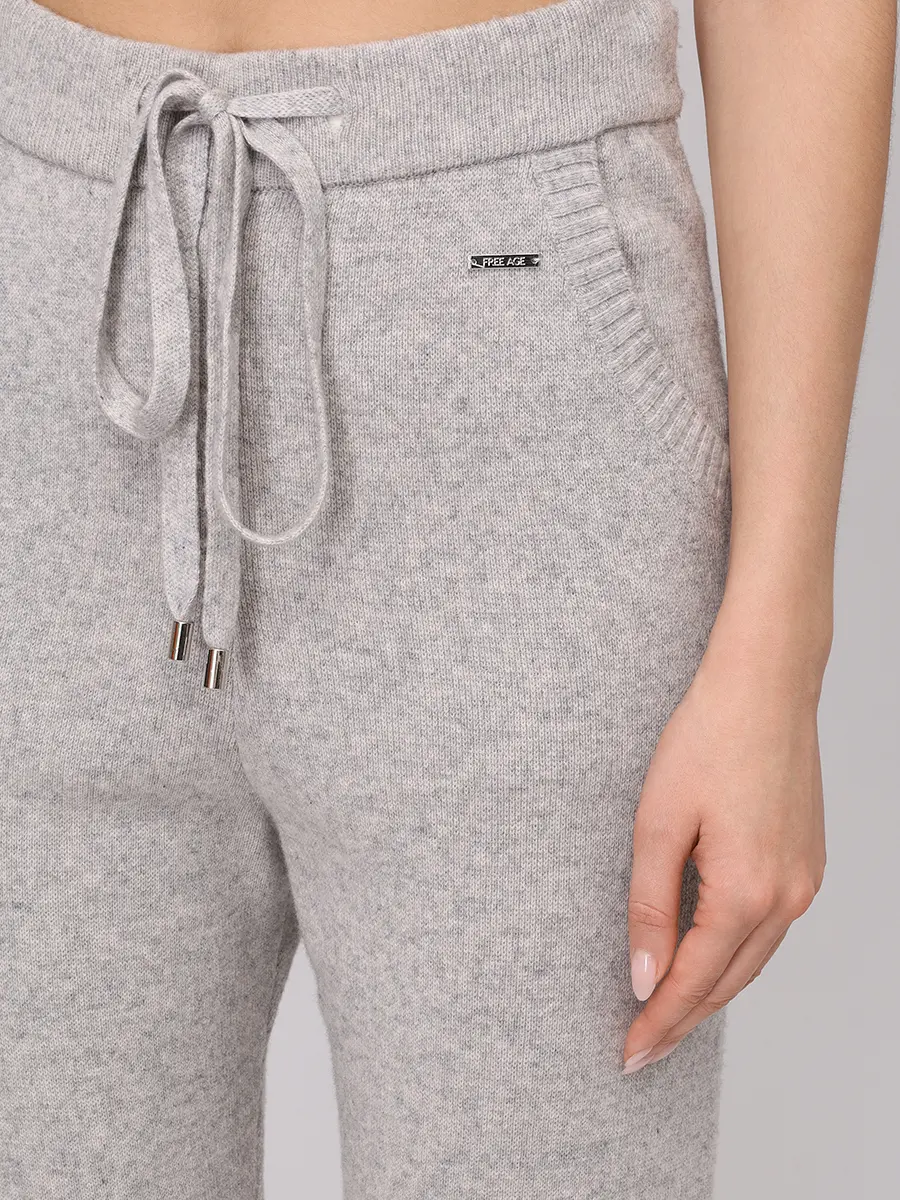 Брюки шерстяные