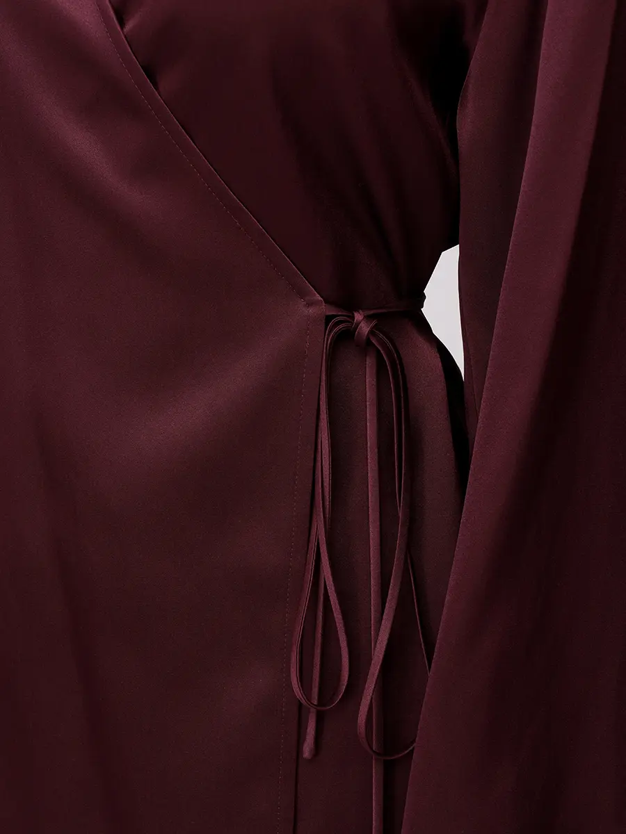 Костюм шелковый