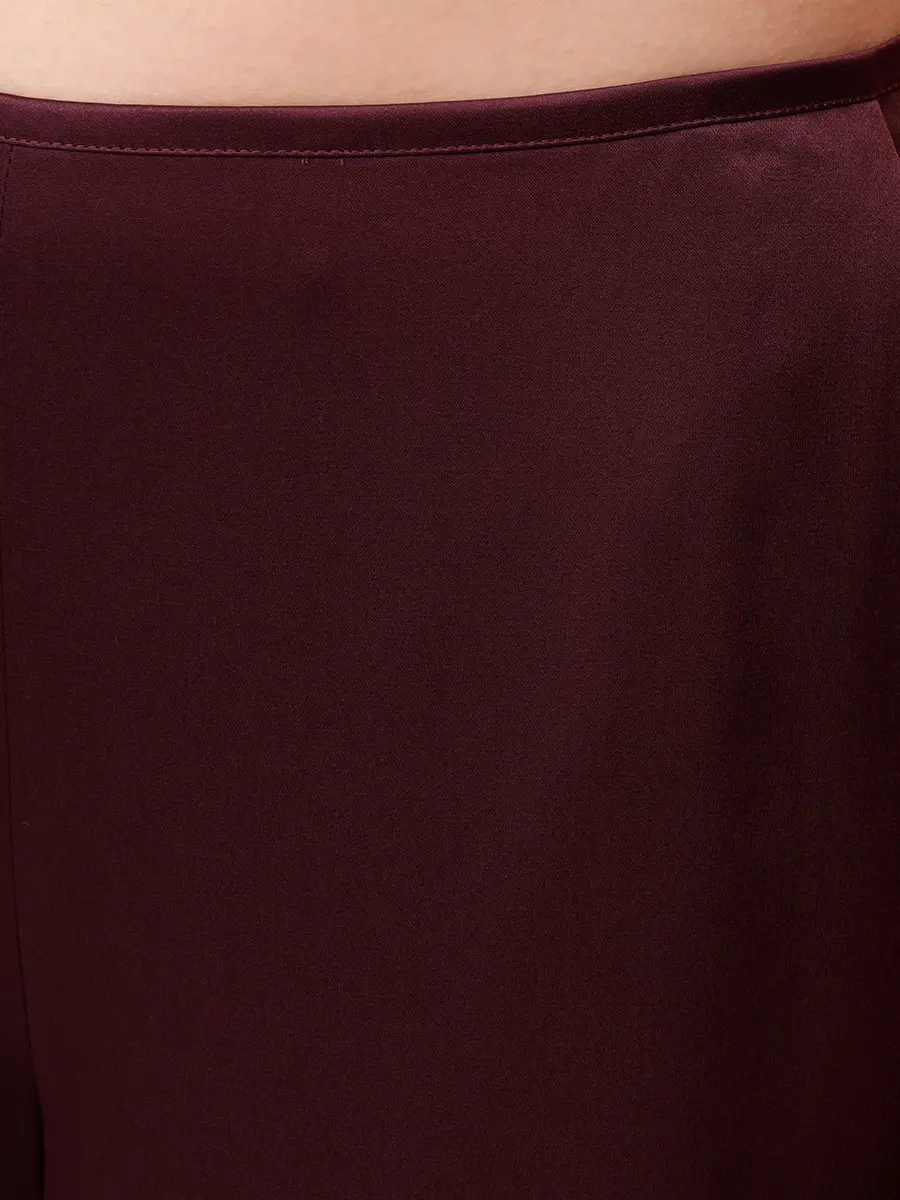 Костюм шелковый