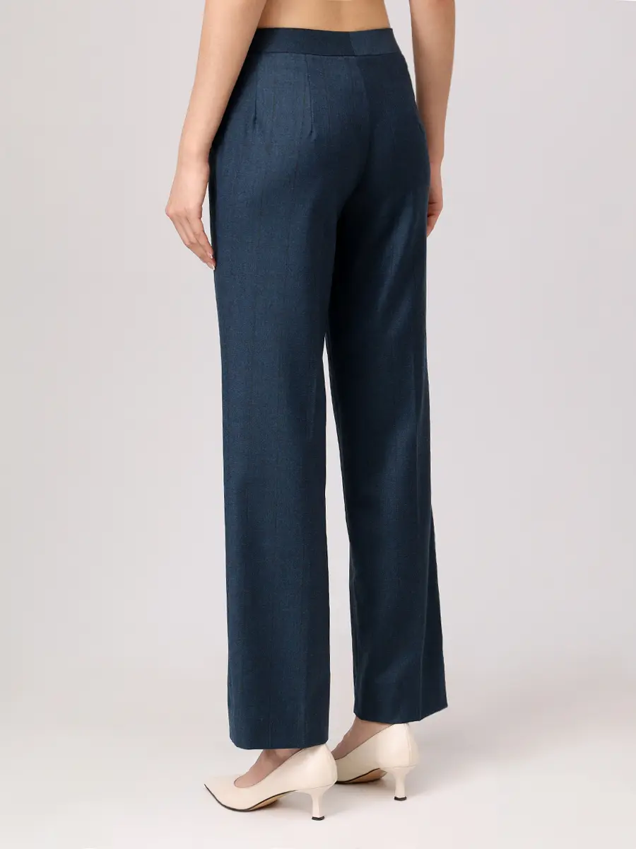 Костюм шерстяной