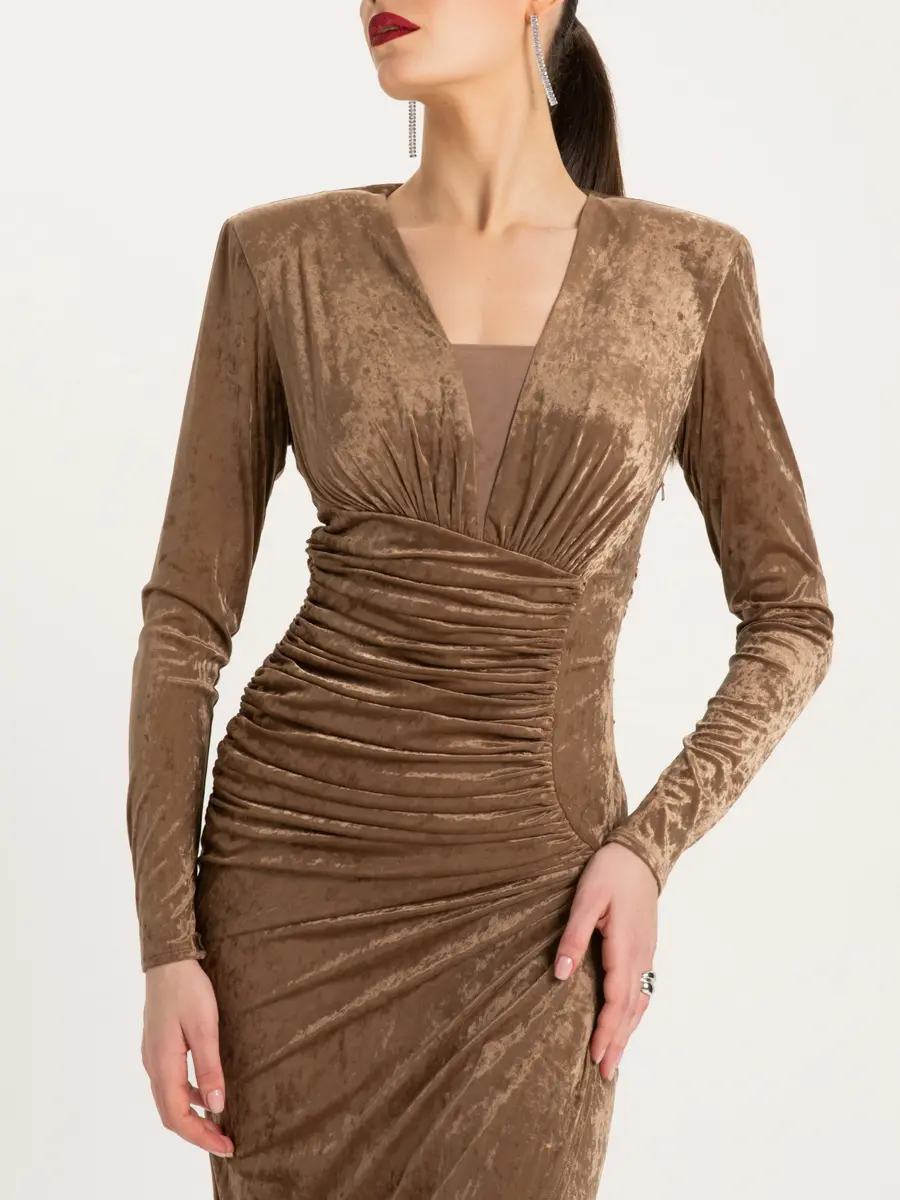 Платье однотонное