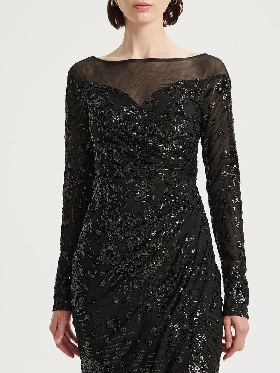 Платье с пайетками