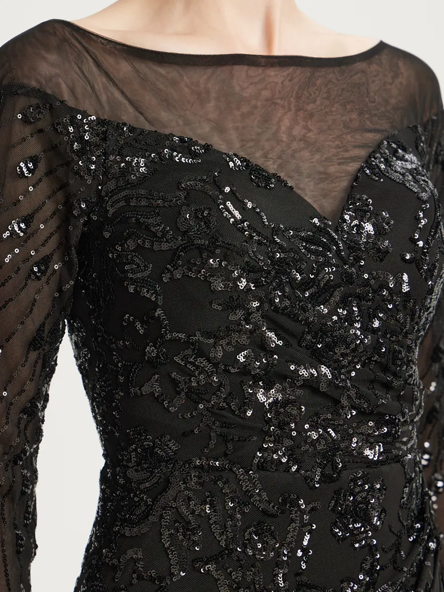 Платье с пайетками