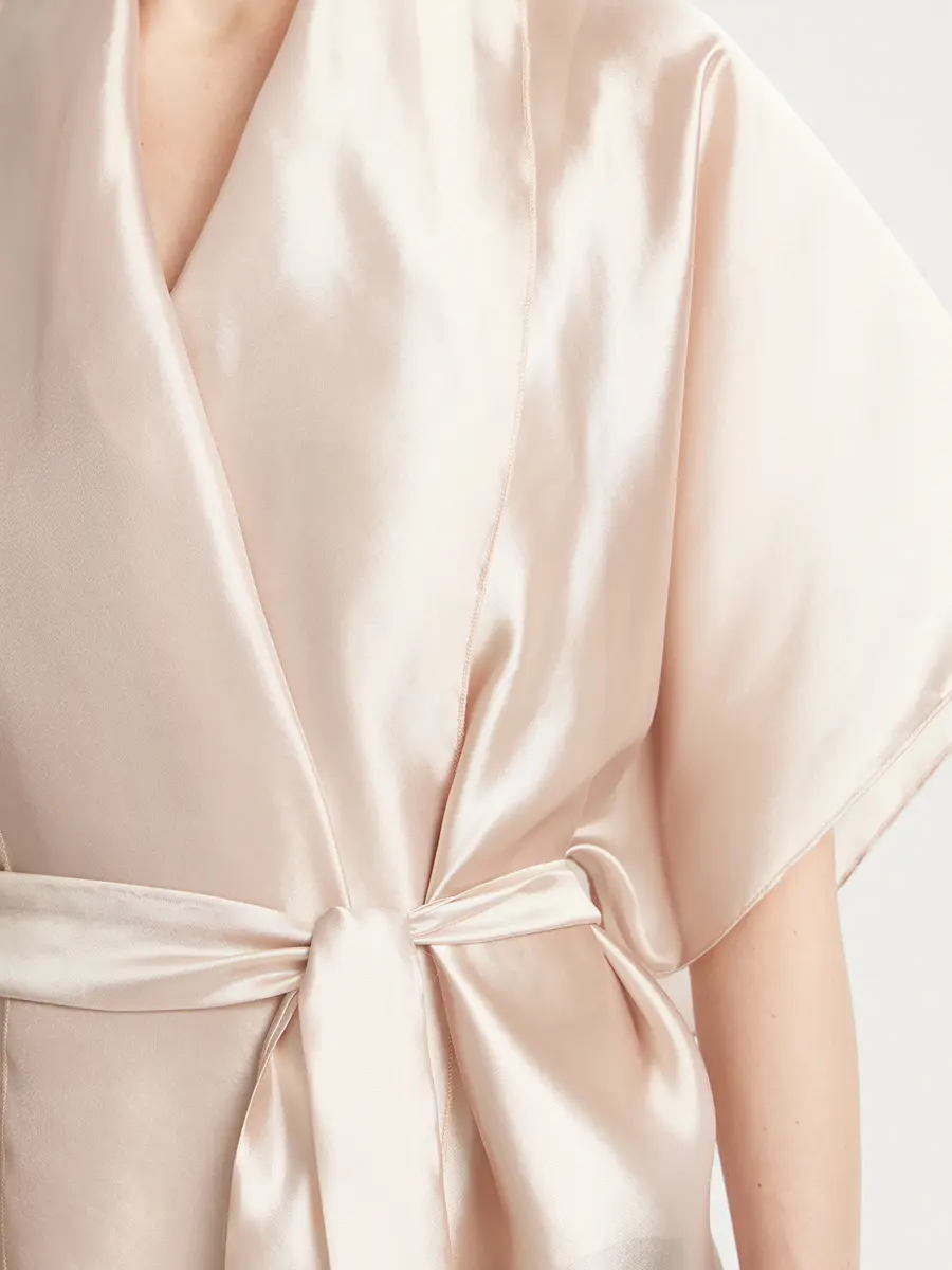 Блуза однотонная