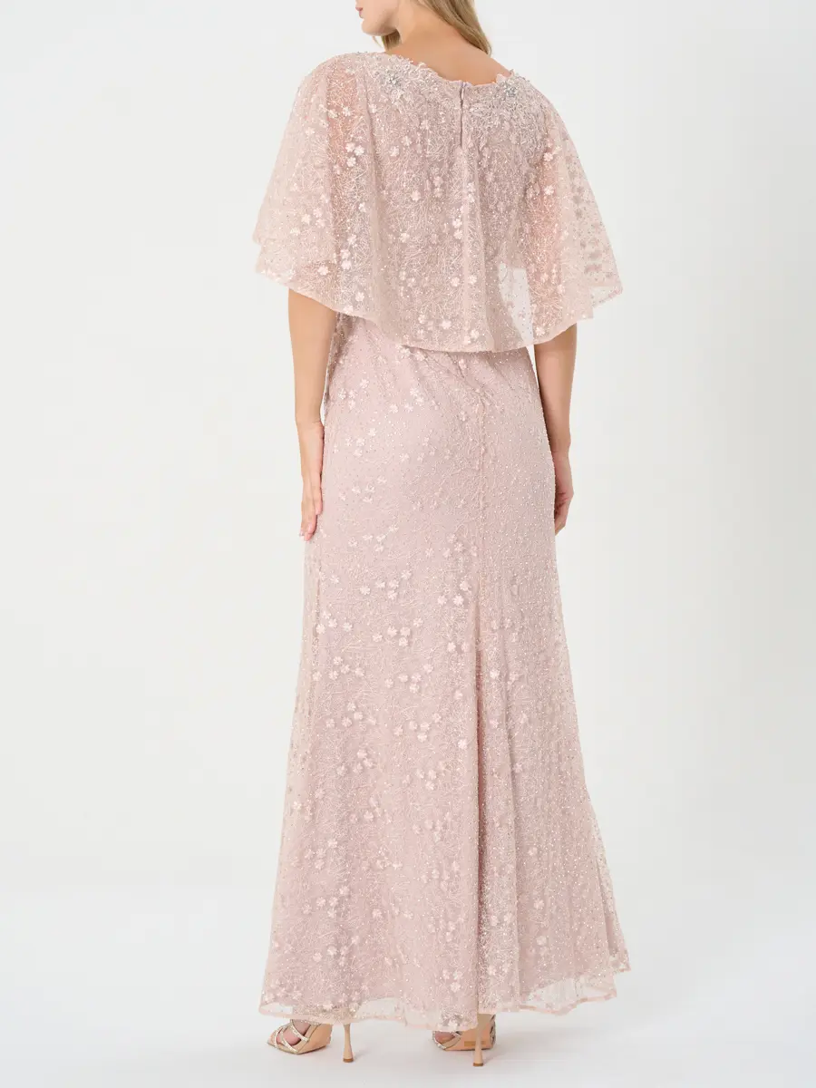 Платье с декором