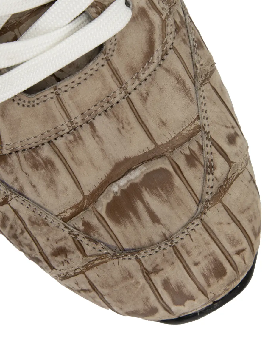 Кроссовки из кожи крокодила