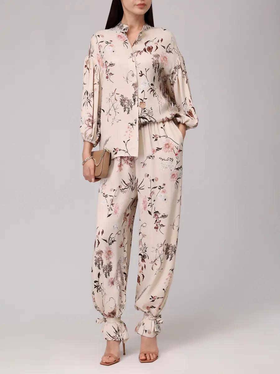 Костюм из шелка и вискозы