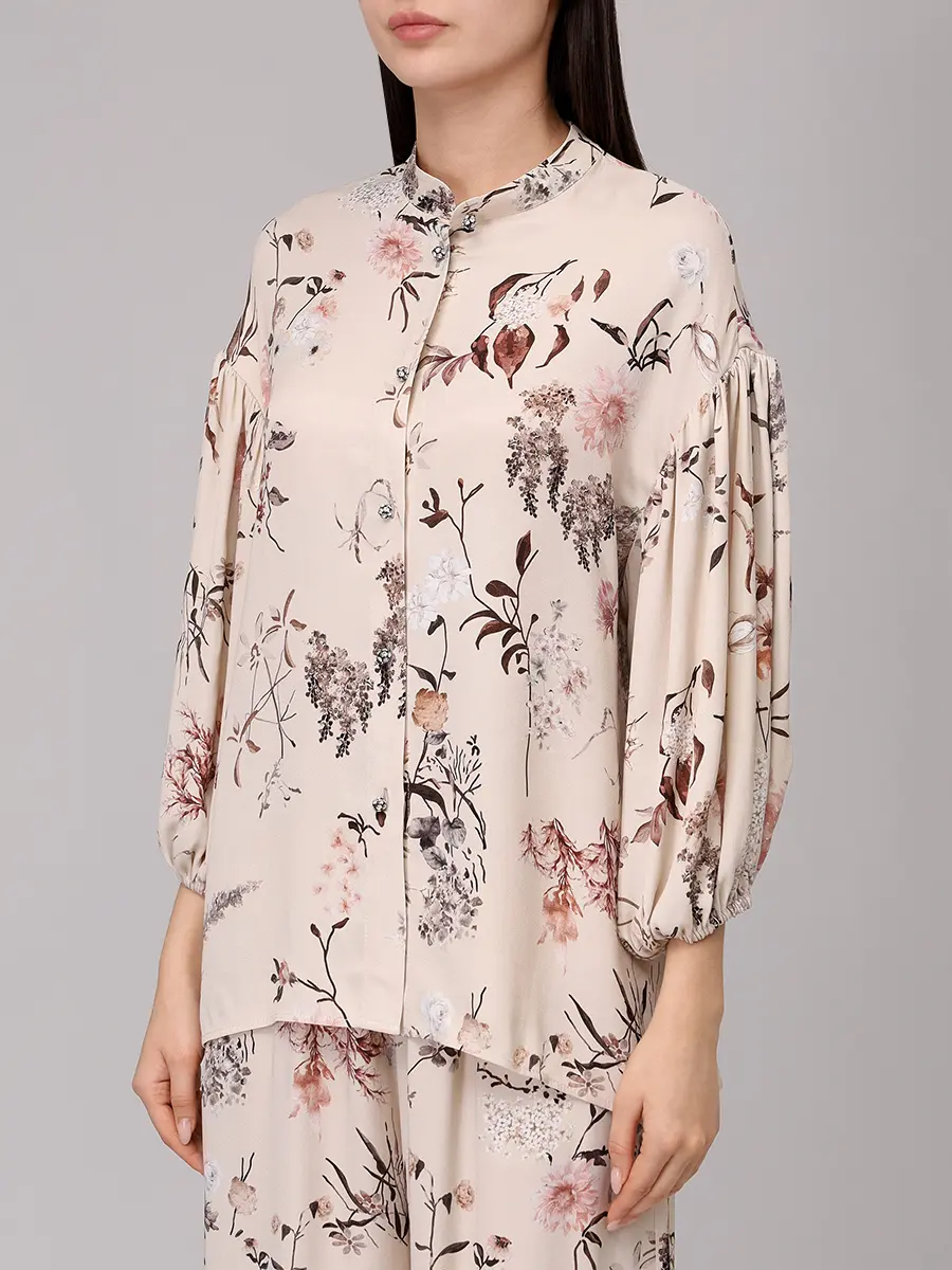 Костюм из шелка и вискозы