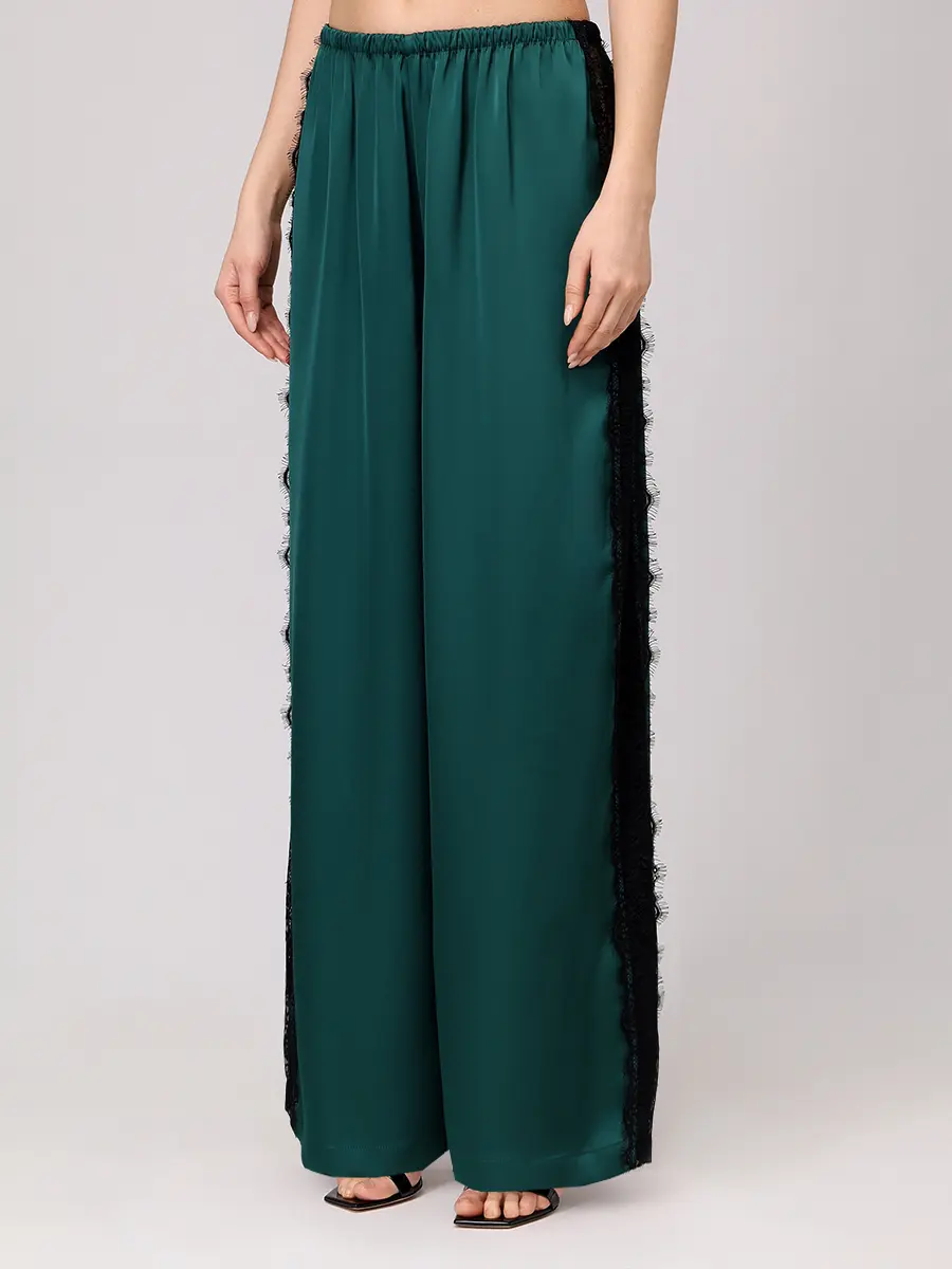 Костюм из шелка и вискозы