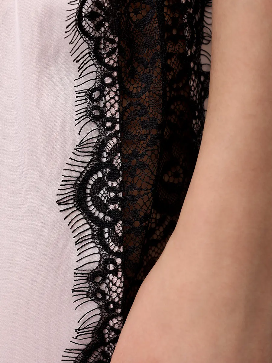 Костюм из шелка и вискозы