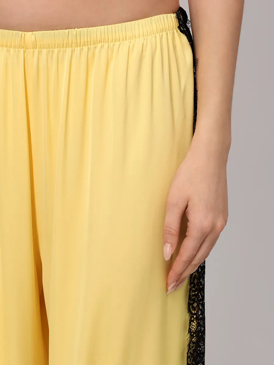 Костюм из шелка и вискозы