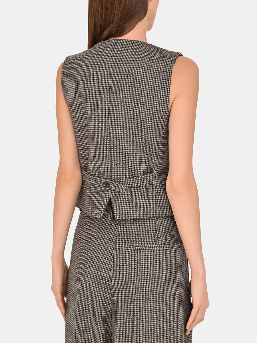 Жилет шерстяной