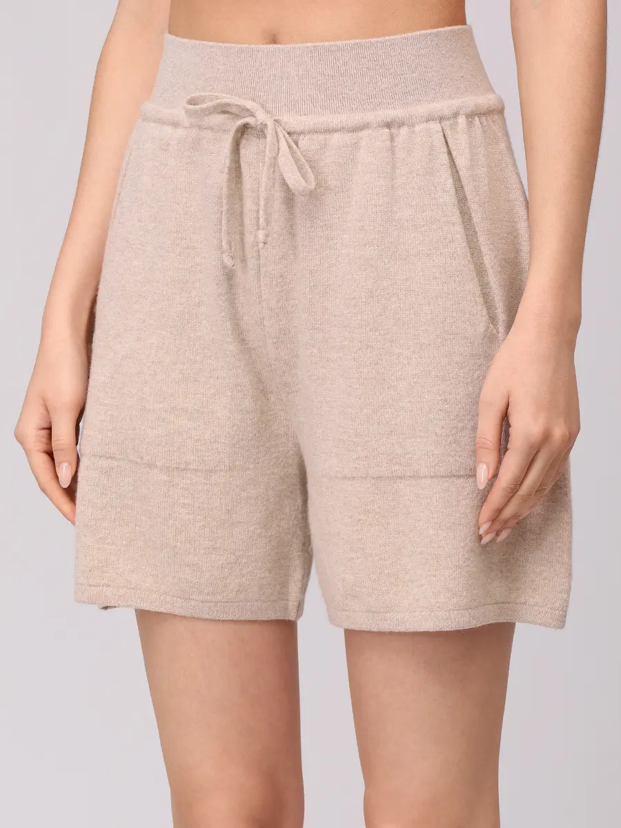 Шорты шерстяные