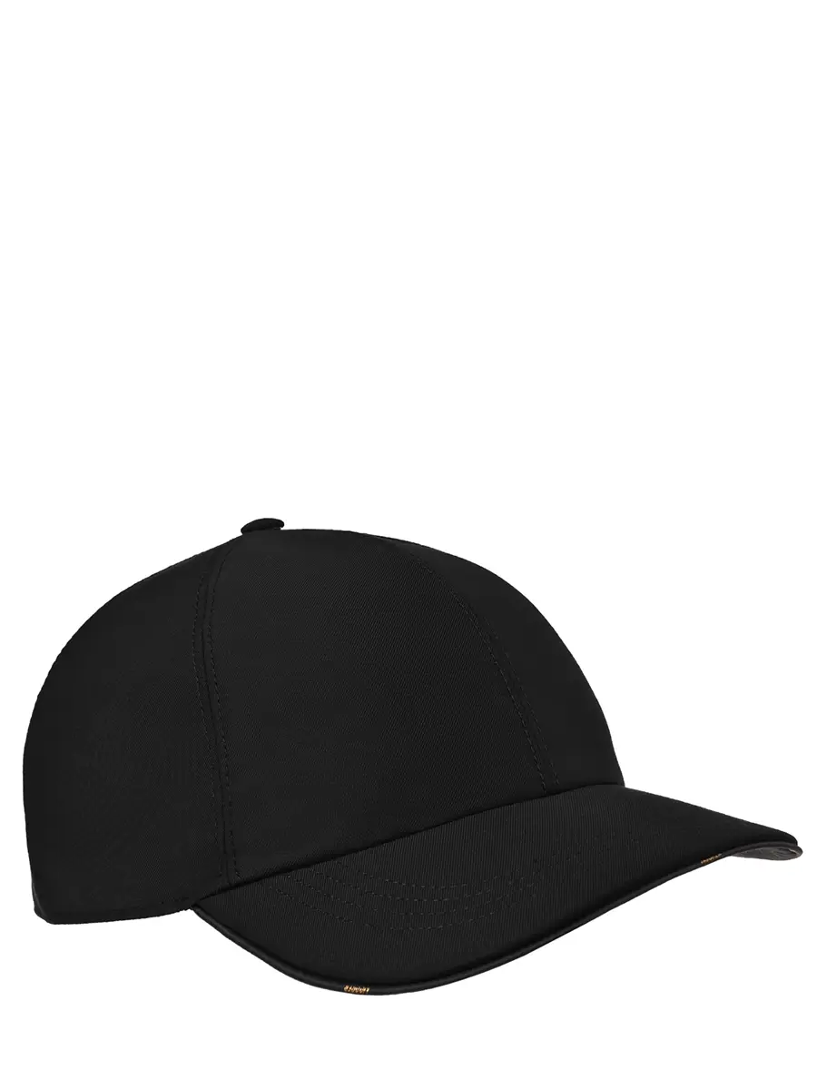 Бейсболка однотонная