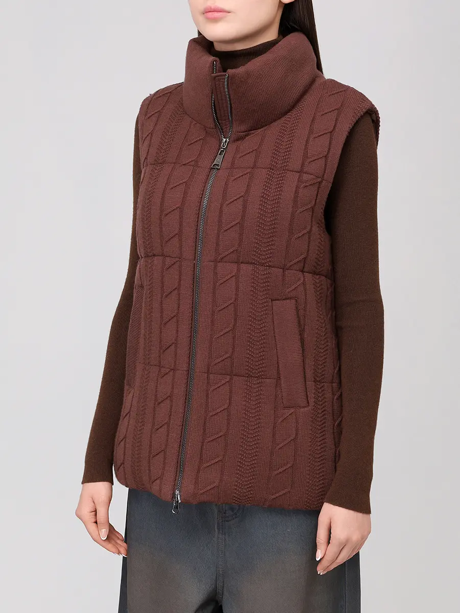Жилет трикотажный