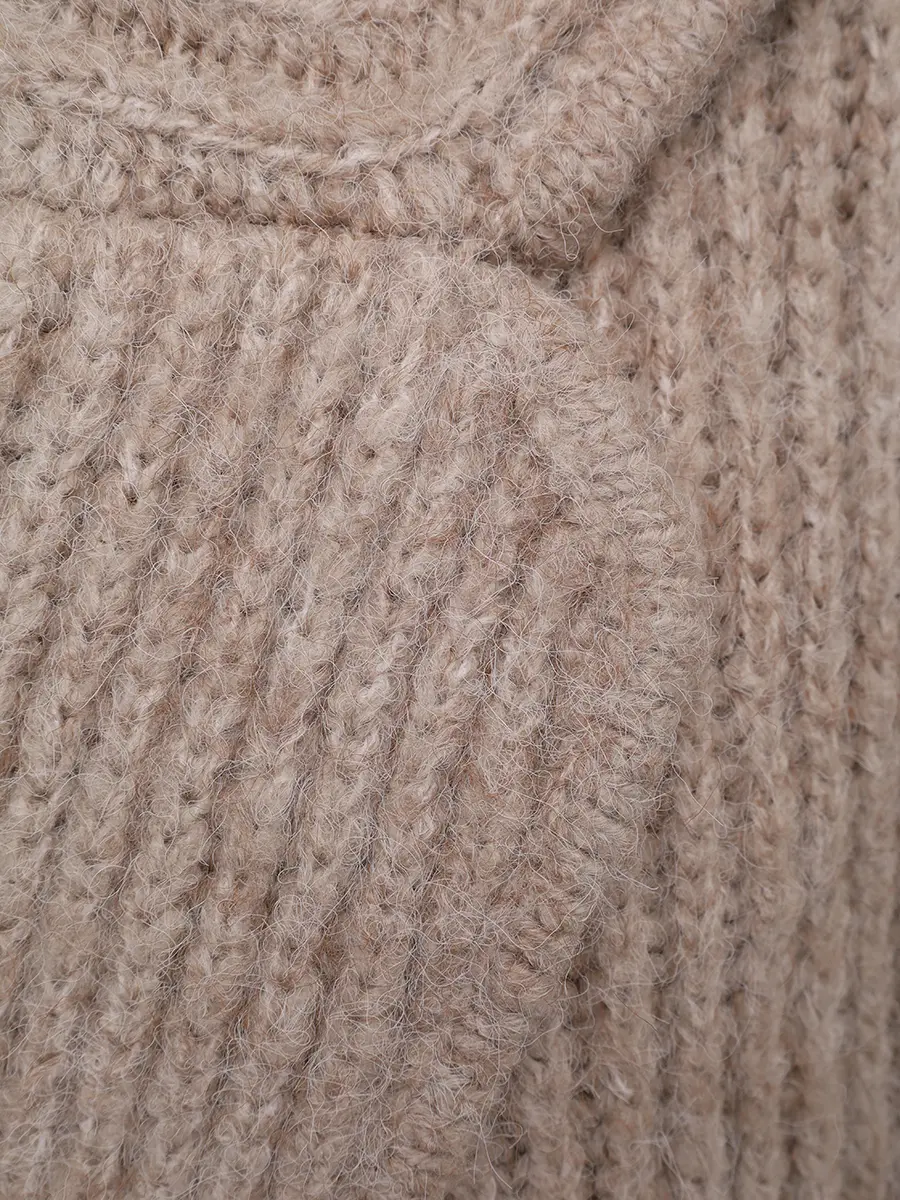 Пальто вязаное