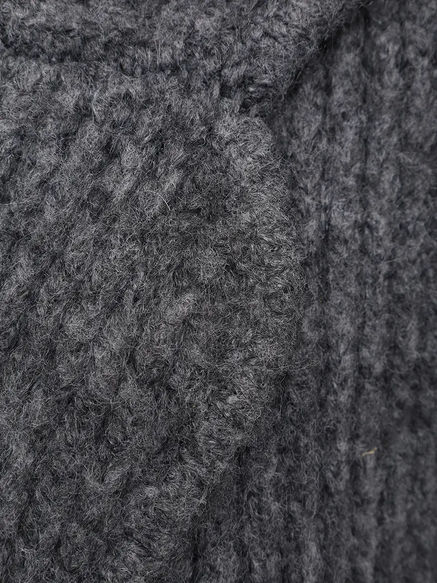 Пальто вязаное