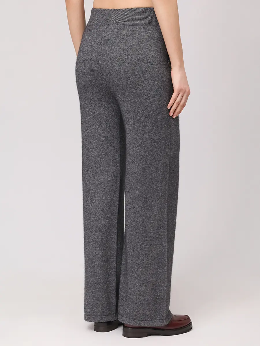 Брюки трикотажные