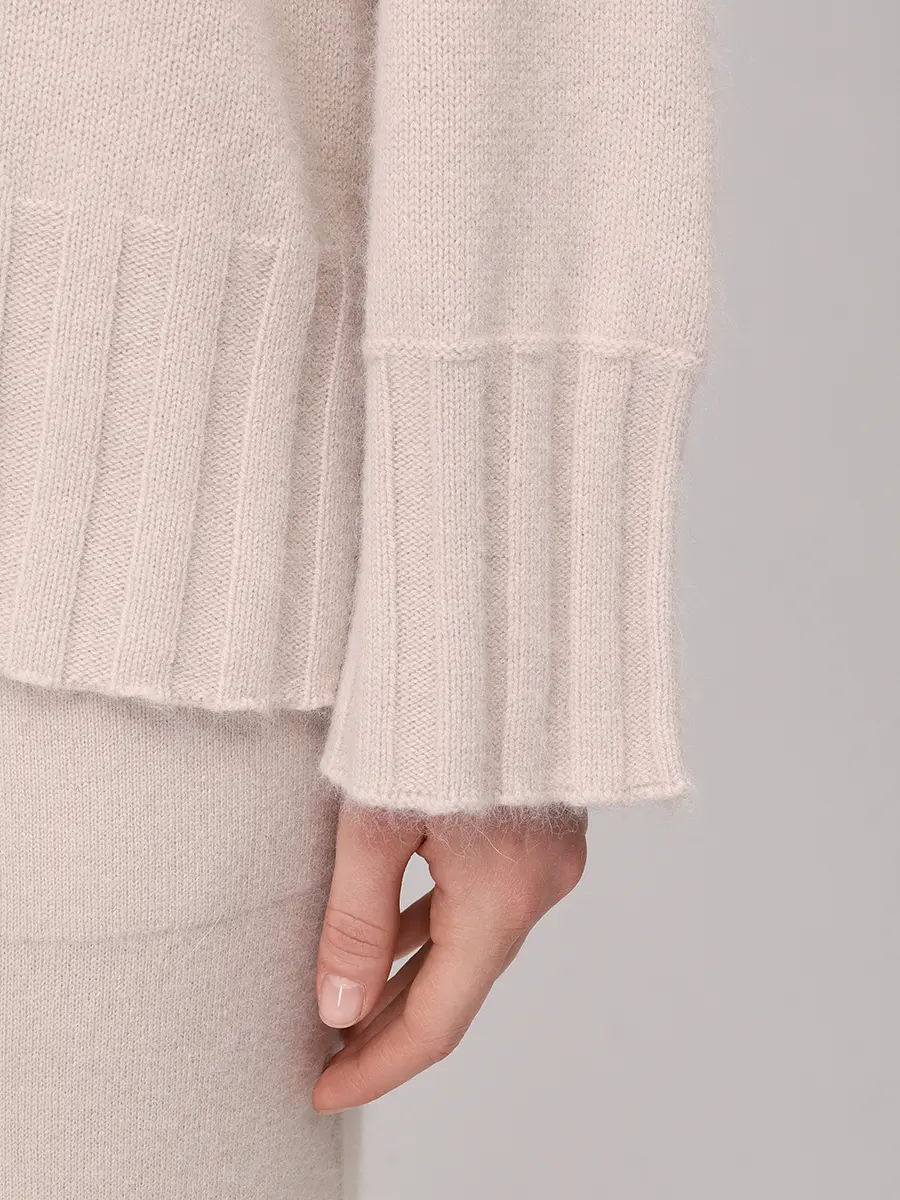 Джемпер однотонный