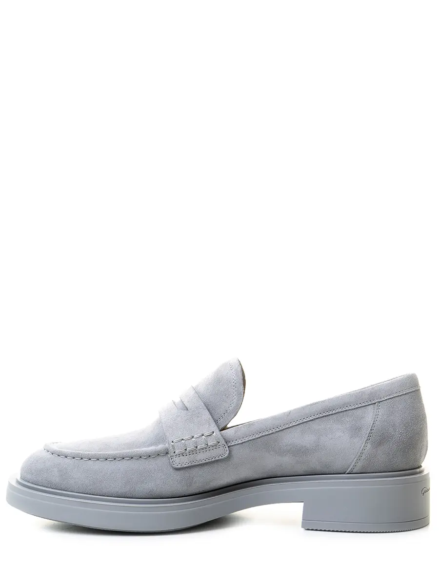 Лоферы замшевые