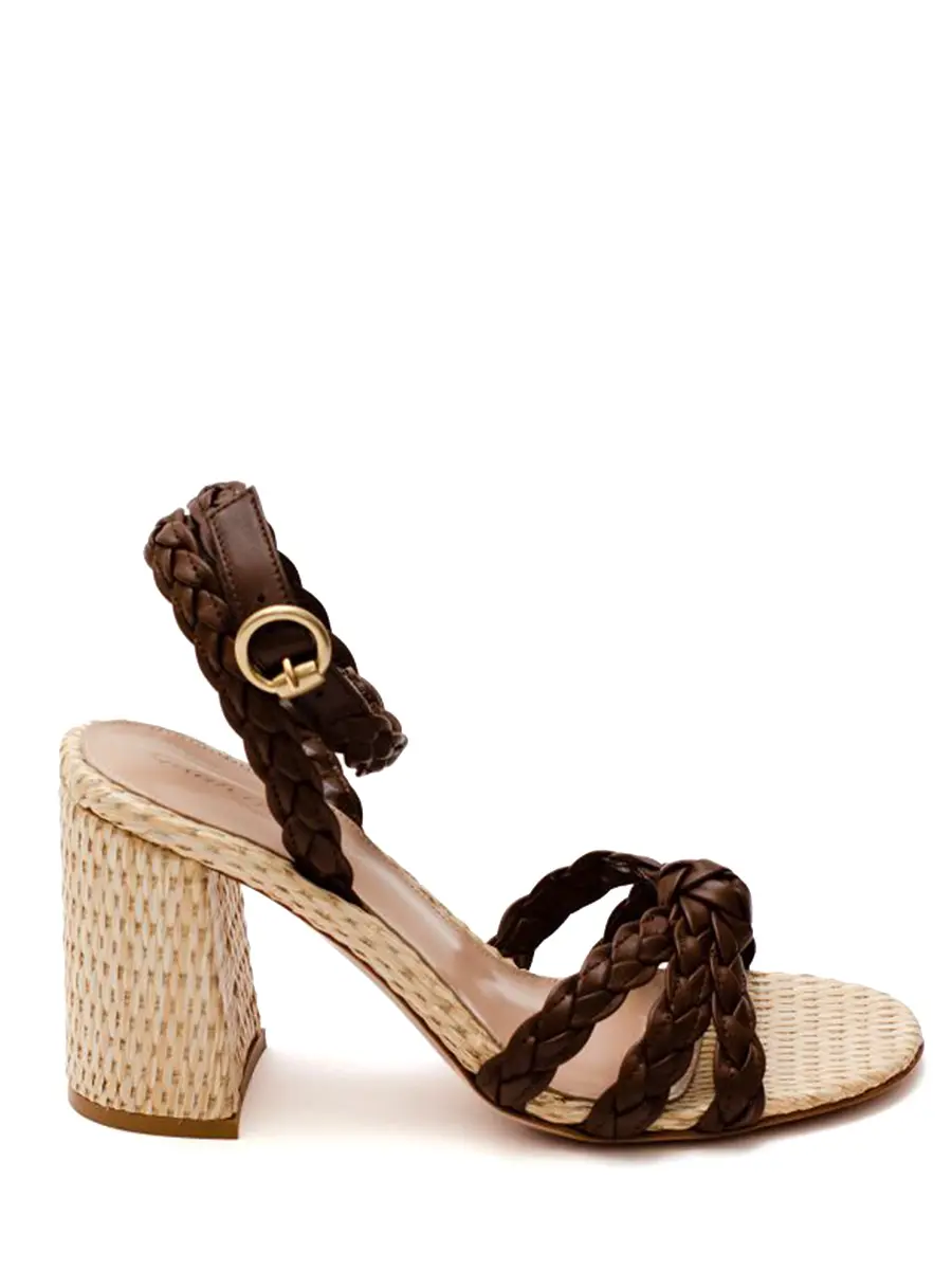 Босоножки кожаные