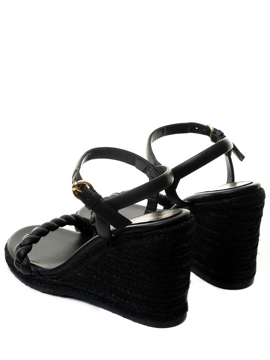 Босоножки кожаные