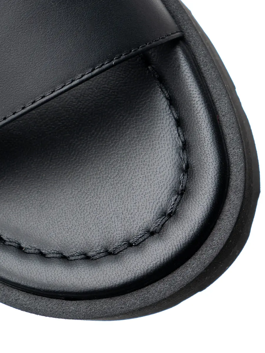 Сандалии кожаные