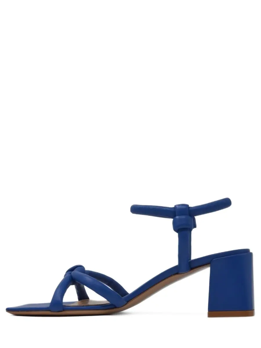 Босоножки кожаные