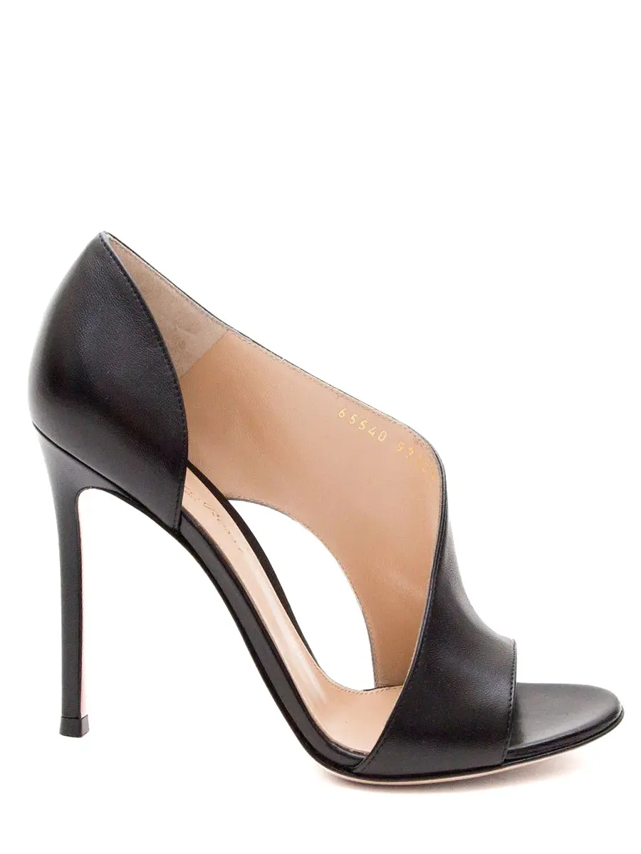 Босоножки кожаные