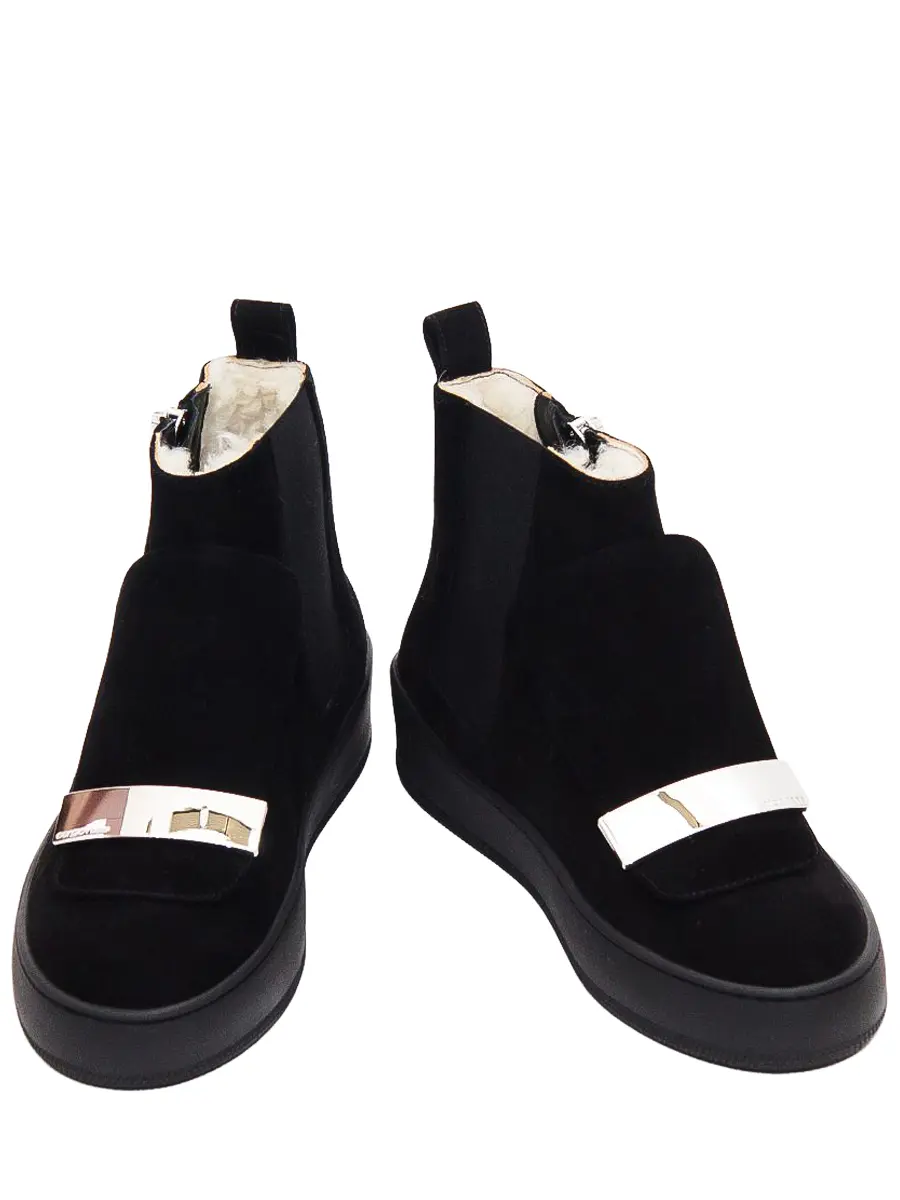 Ботинки замшевые на меху