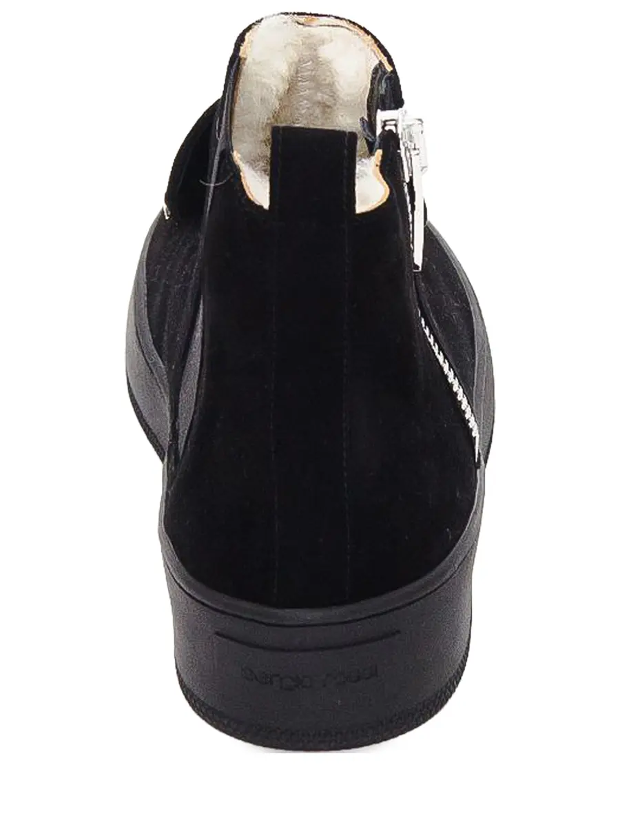 Ботинки замшевые на меху