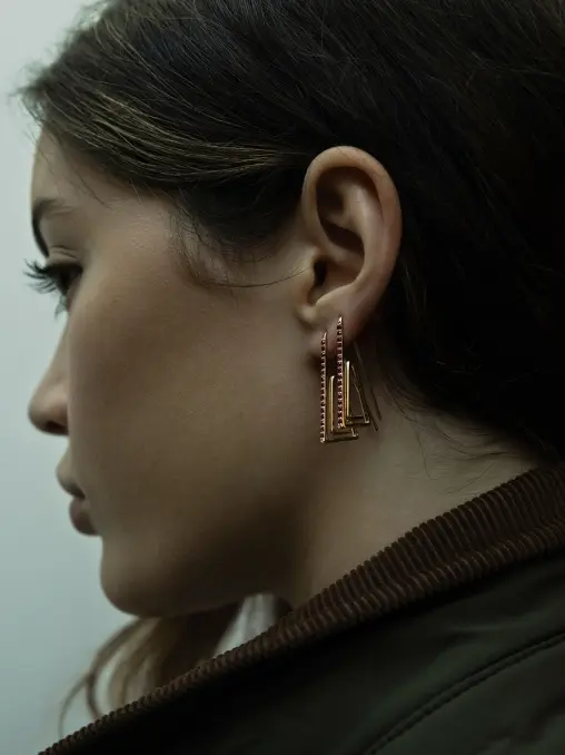 Серьги-скрепки с рубинами MAYA GEMSTONES