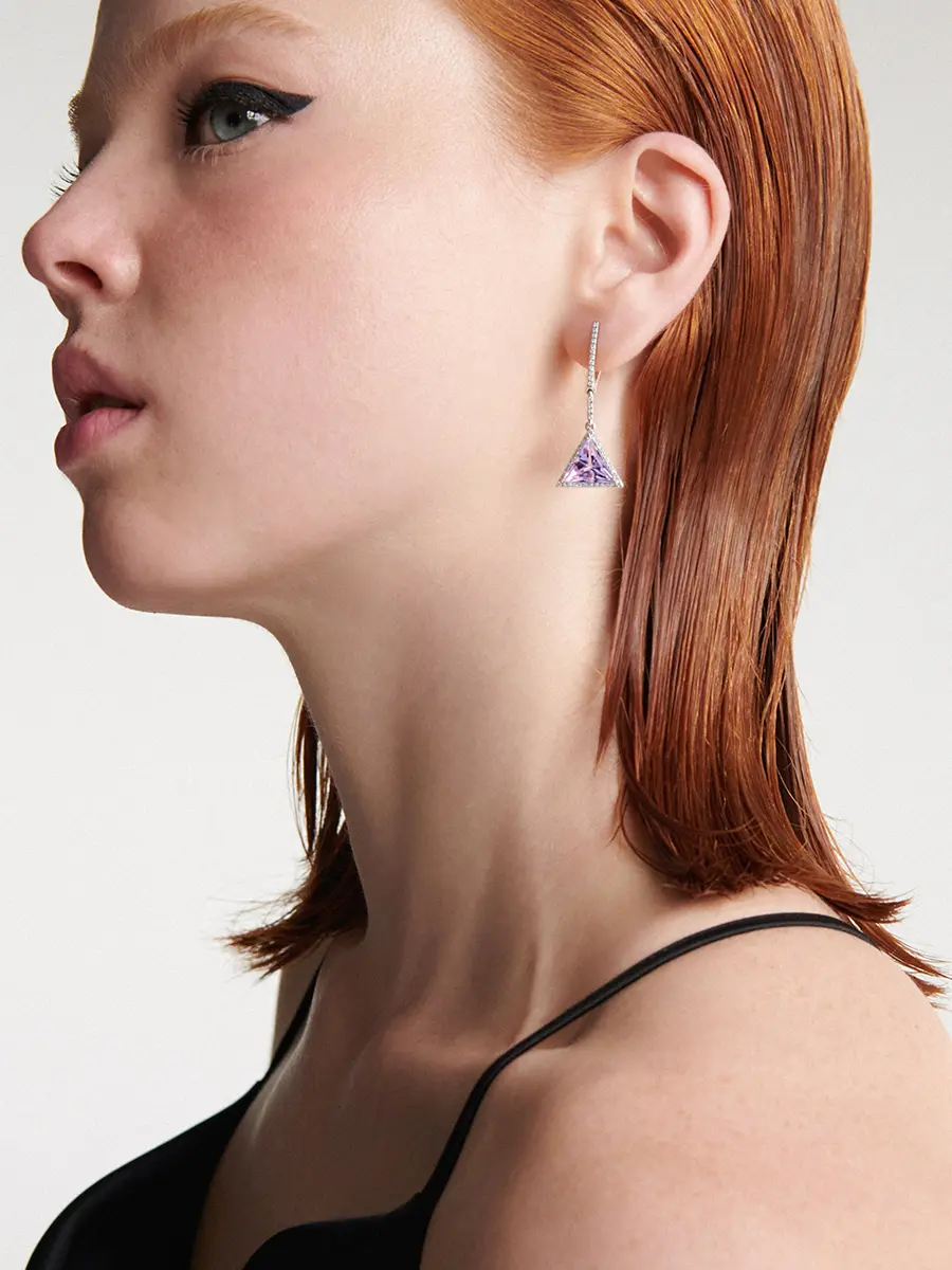 Серьги с аметистами в белом золоте