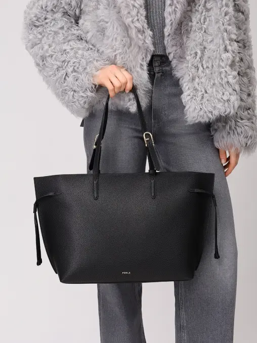 Сумка кожаная Ava FURLA