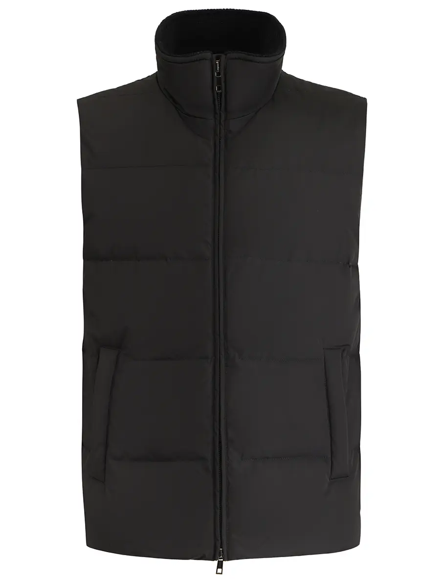 Жилет однотонный