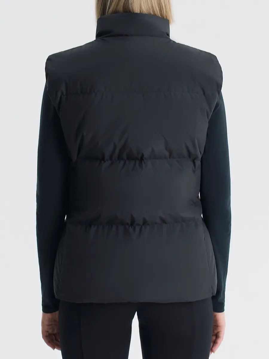 Жилет пуховый Lily