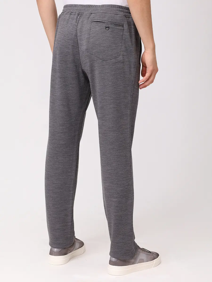 Костюм шерстяной