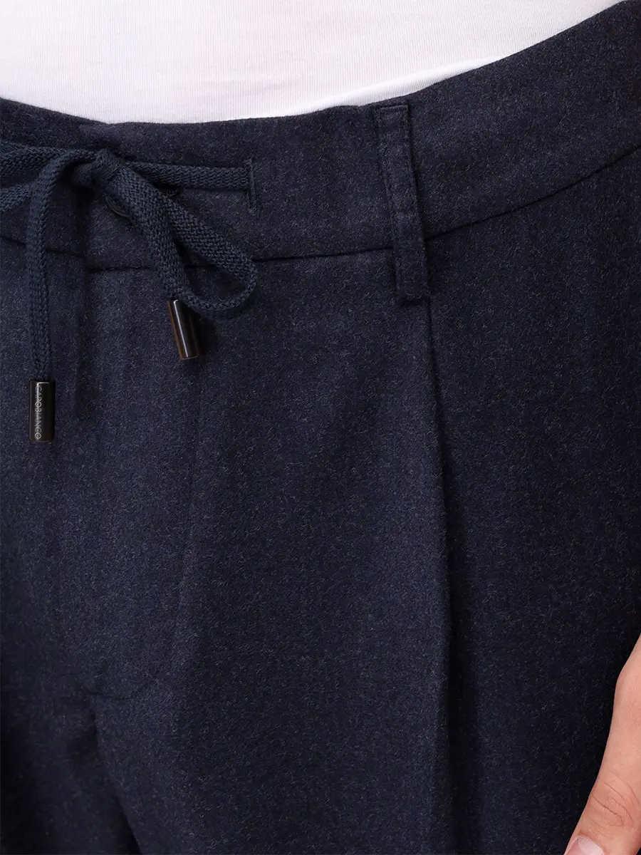 Костюм шерстяной