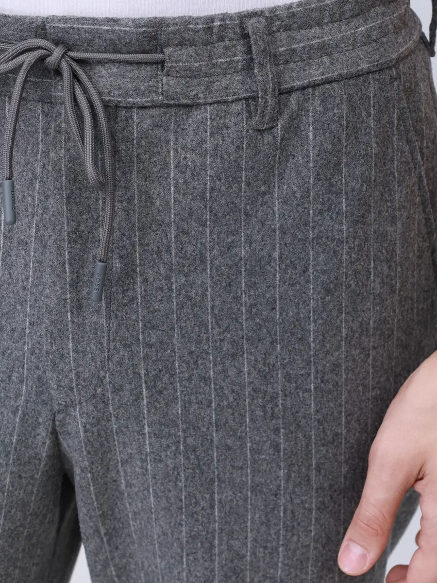 Костюм в полоску