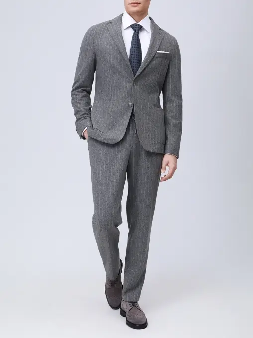 Костюм в полоску BOSS